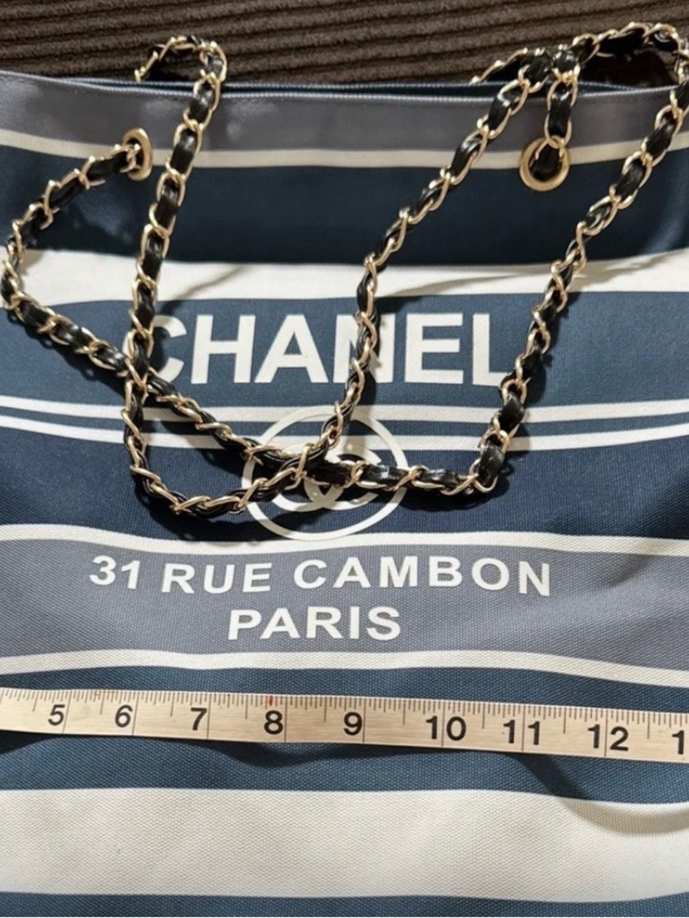 Novelty canvas tote bag chain handle snap closure